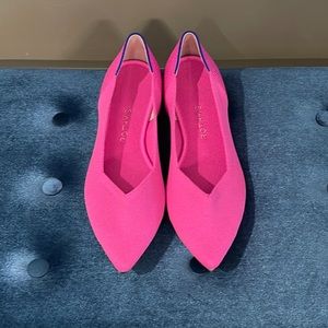 Rothys The Point Dragon Fruit Size 11.5